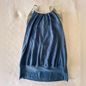 Lulu blue tank with built in sports bra